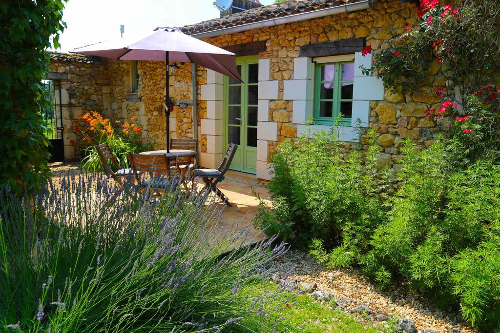Gites Boutique Villamblard Extérieur photo